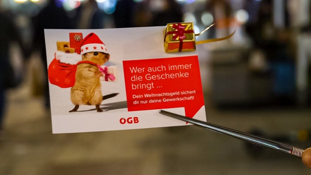 Verteilaktion zum Weihnachtsgeld