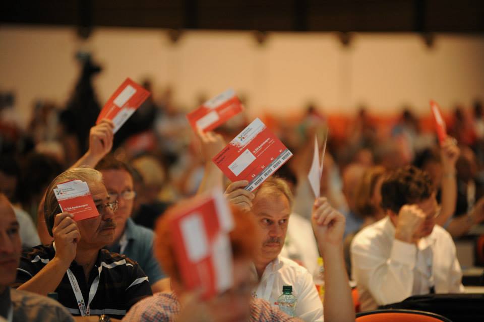 Abstimmung beim Bundeskongress