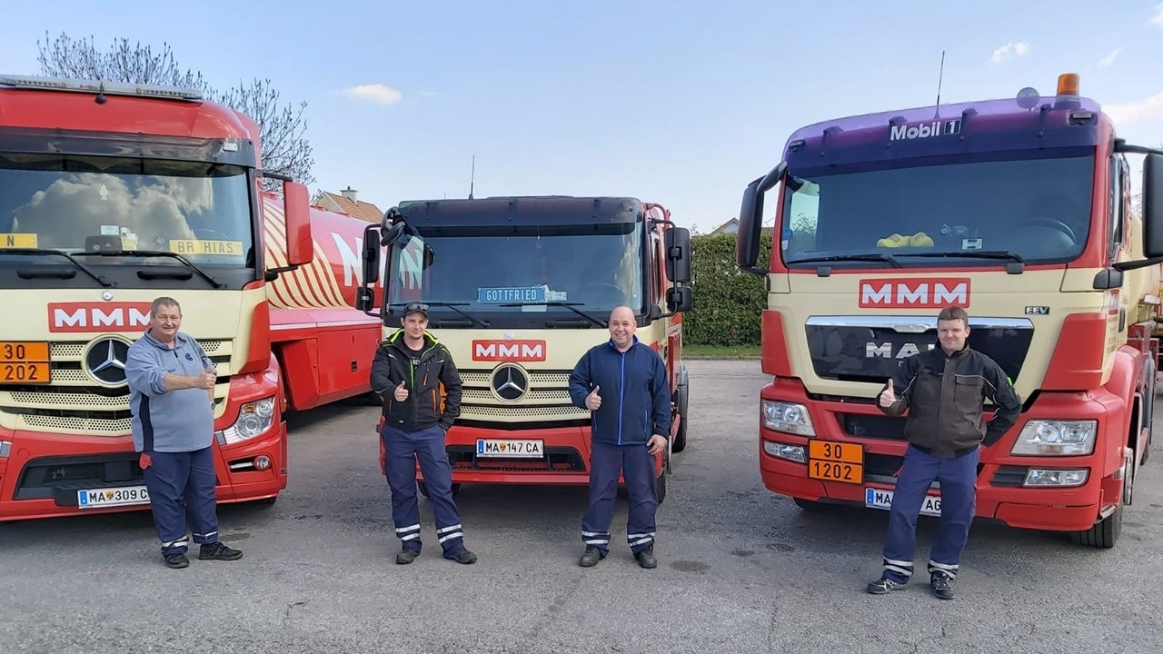 LKW-FahrerInnen wie Matthias Lachowitz und seine Kollegen bei MMM sind auch während der Krise täglich unterwegs