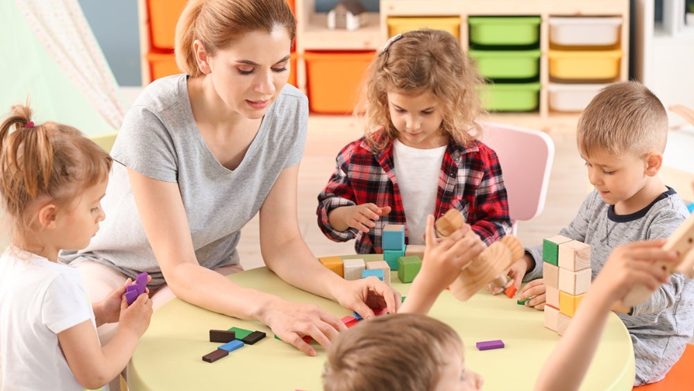 Kinderbetreuung: Kosten und Öffnungszeiten großes Problem