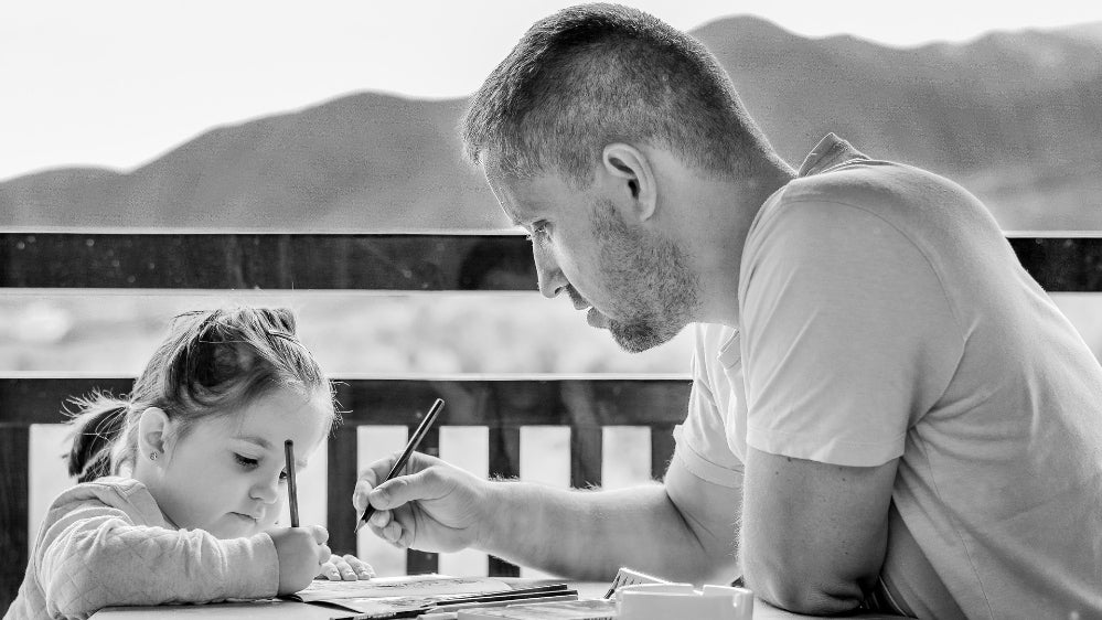 Die meisten verwenden das Urlaubsgeld für Urlaub – aber junge Familien gleichen damit ihr Konto aus