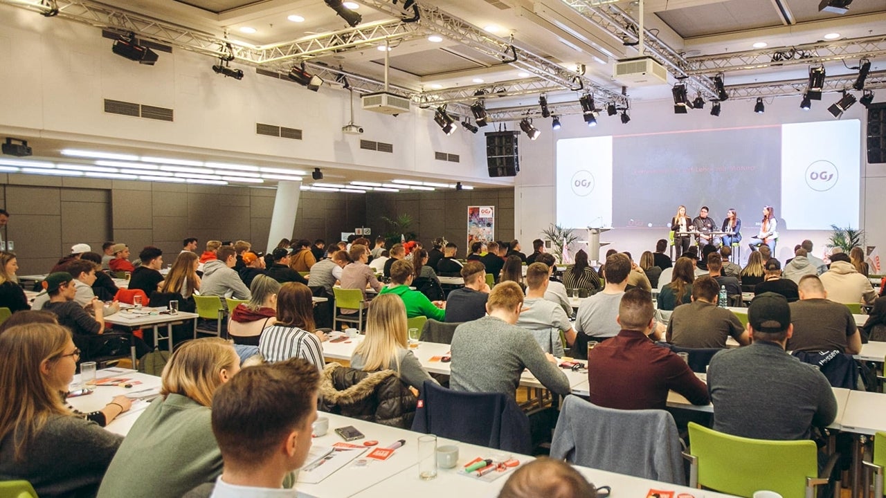 Digitalisierung der Lehrausbildung Jugendvertrauensräte verabschieden 10-Punkte-Programm um Lehrausbildung weiterzuentwickeln