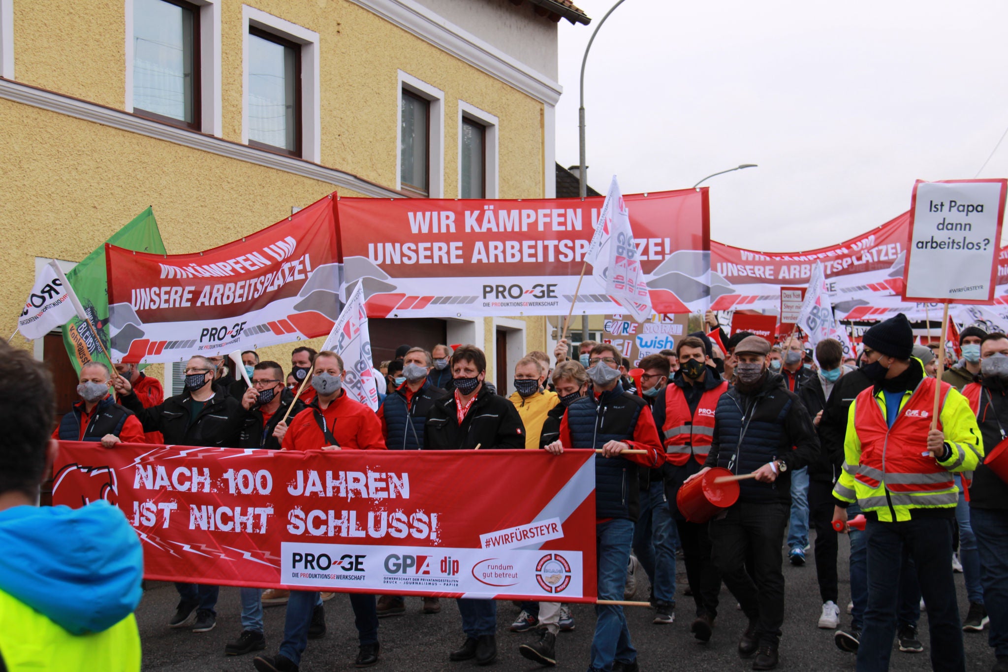 MAN-Beschäftigte protestierten gegen die Standortschließung in Steyr