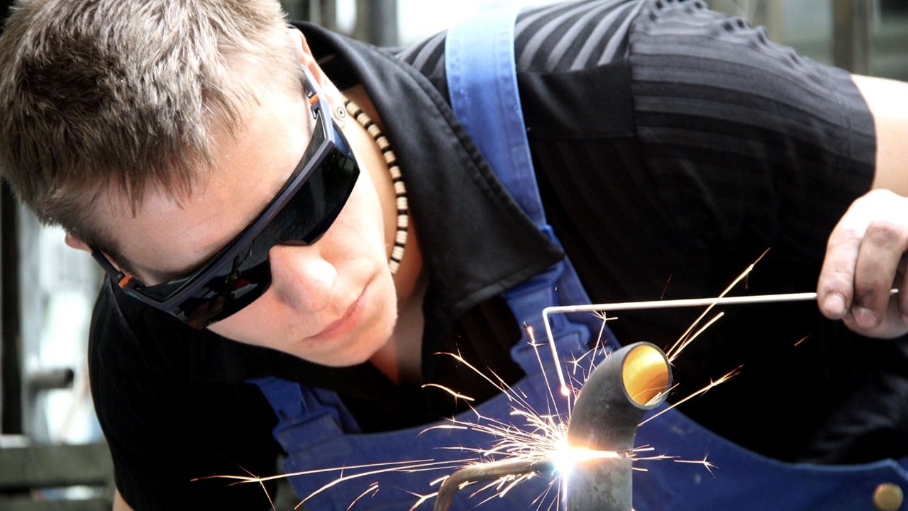 2.000 Euro Mindestlohn im Metallgewerbe