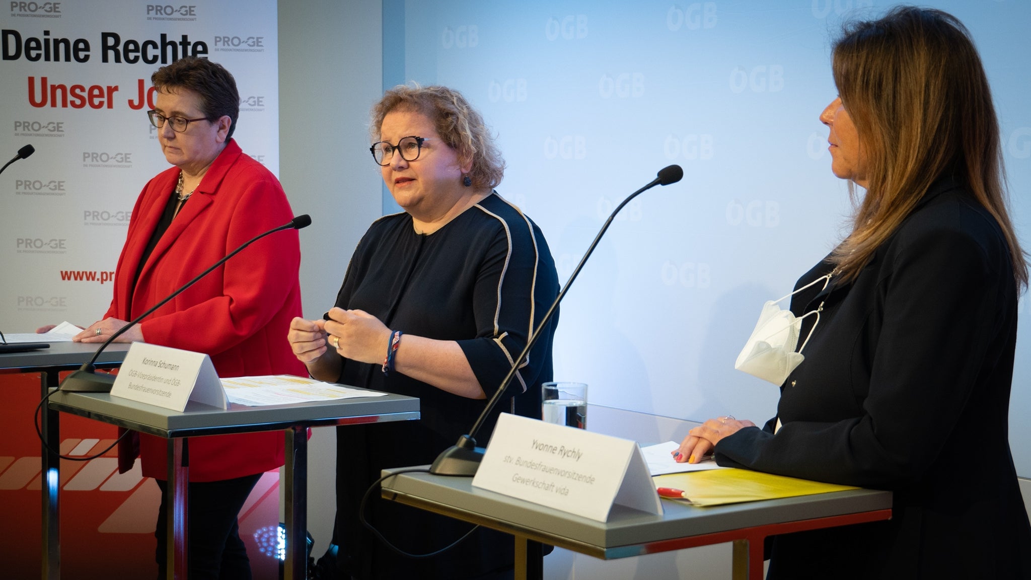 Pressekonferenz zum Thema Arbeiterinnen mit Klaudia Frieben, stv. Bundesvorsitzende und Bundesfrauenvorsitzende der Gewerkschaft PRO-GE, Korinna Schumann, Vizepräsidentin und Bundesfrauenvorsitzende ÖGB und Yvonne Rychly, stv. Bundesfrauenvorsitzende Gewerkschaft vida 