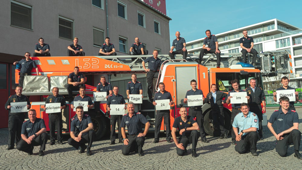 Zwei Wochen Dauereinsatz: Linzer Berufsfeuerwehr leistet derzeit unglaublichen Dienst an der Gesellschaft