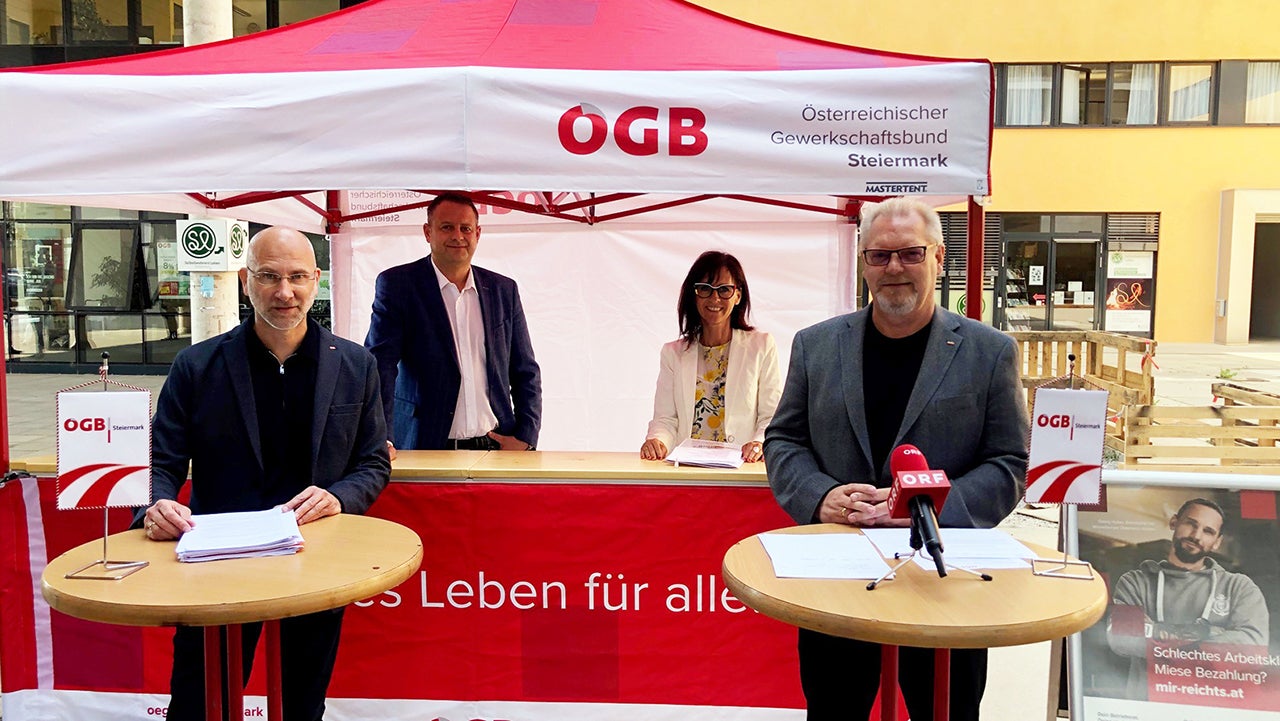 LS Wolfgng Waxenegger, BRV Rene Wendler, BR Heidelinde Fürntrath, ÖGB-Vorsitzender Horst Schachner 