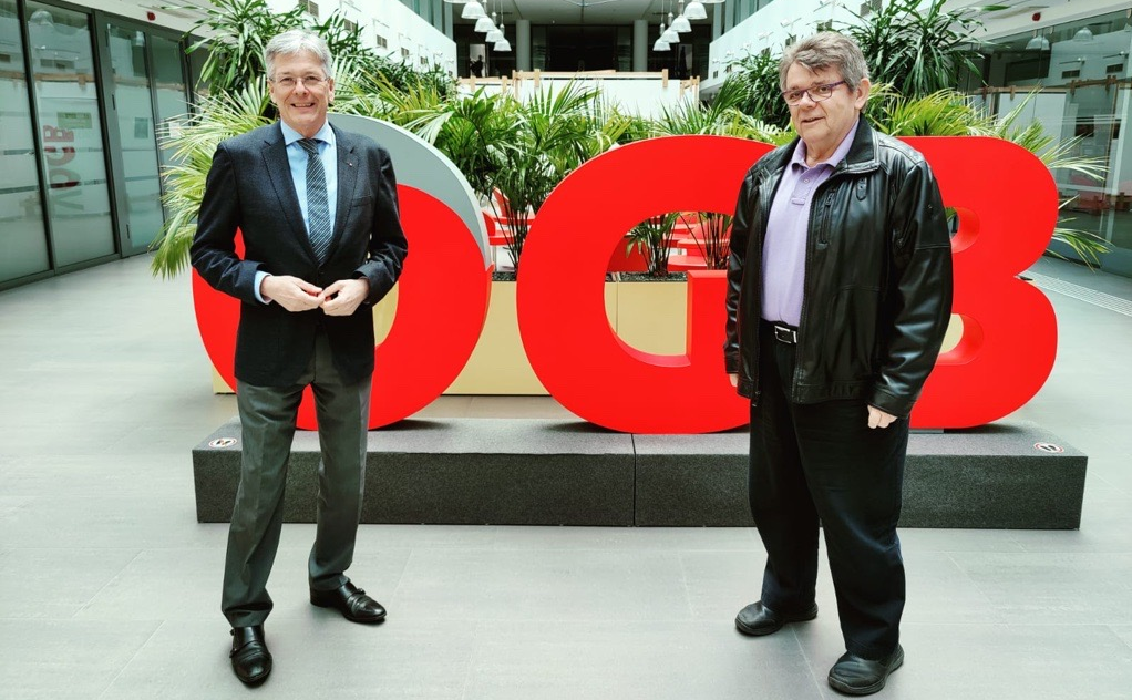 ÖGB-Präsident Wolfgang Katzian hat sich kürzlich mit dem Kärntner Landeshauptmann Peter Kaiser zu einem Arbeitsgespräch über einen europäischen Mindestlohn getroffen. Kaiser tritt als zuständiger Berichterstatter im Ausschuss der Regionen auf EU-Ebene für faire Mindestlöhne ein.