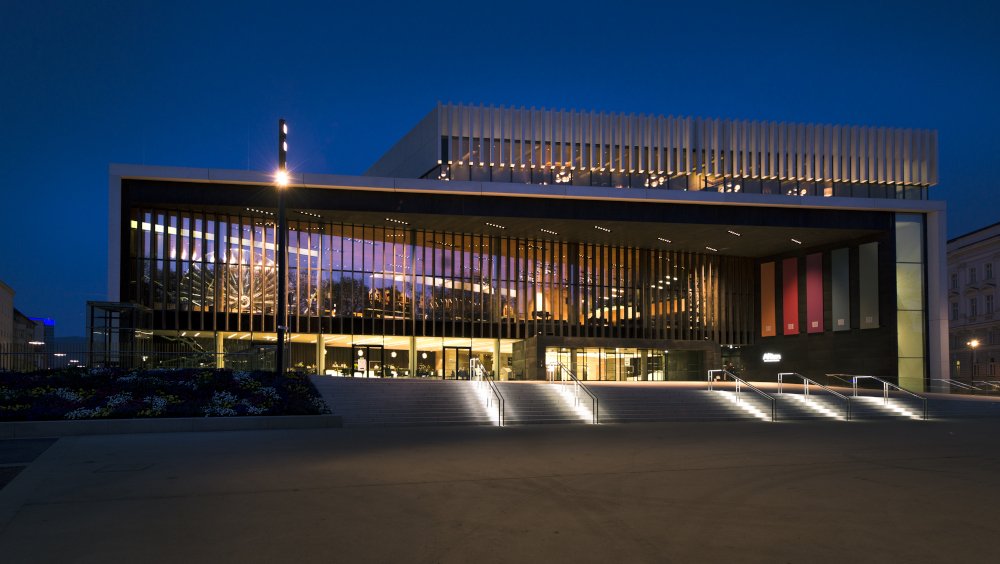 Günstig ins Theater Günstig ins Theater