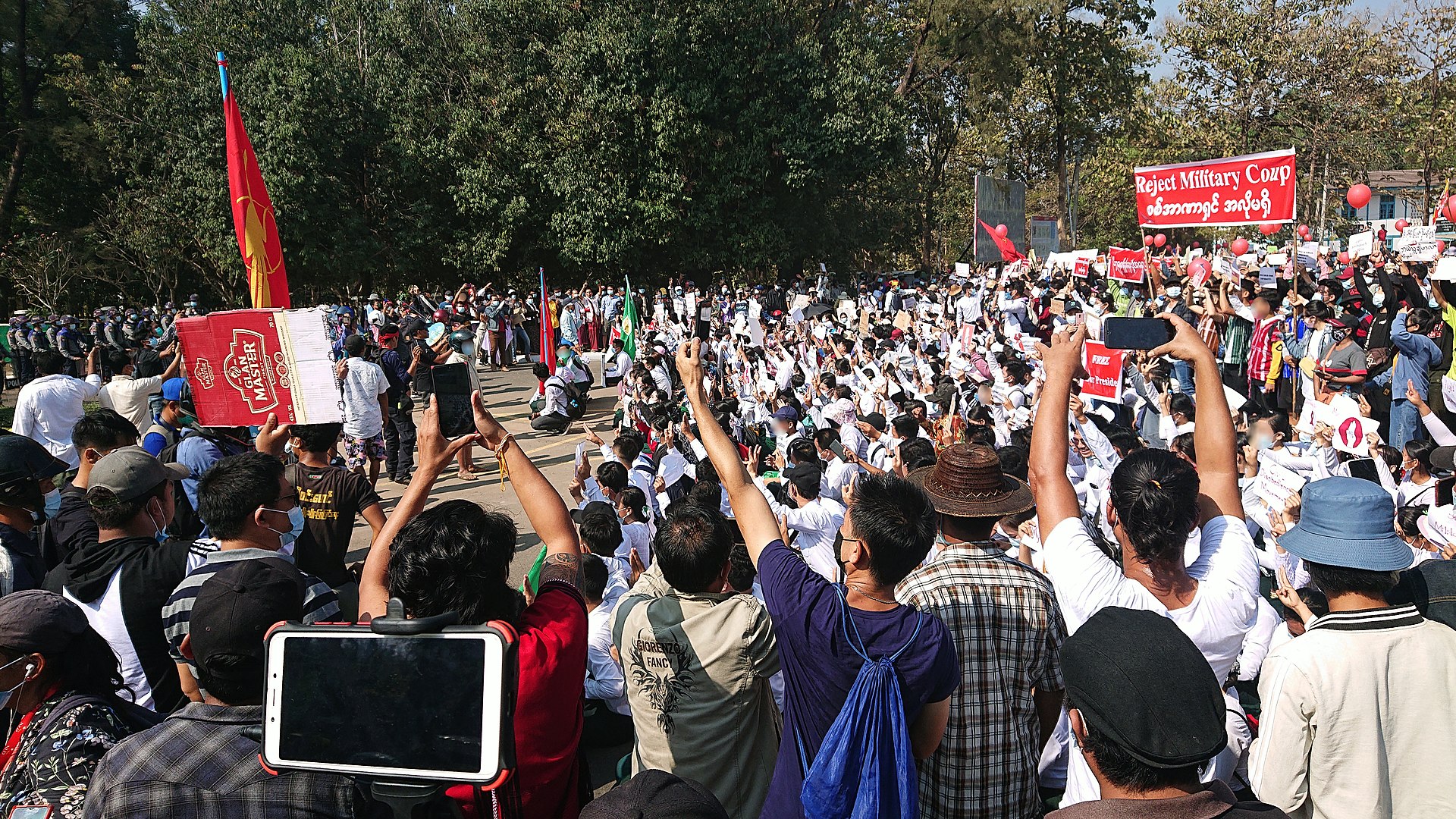 Internationaler Protest gegen den Militärputsch in Myanmar