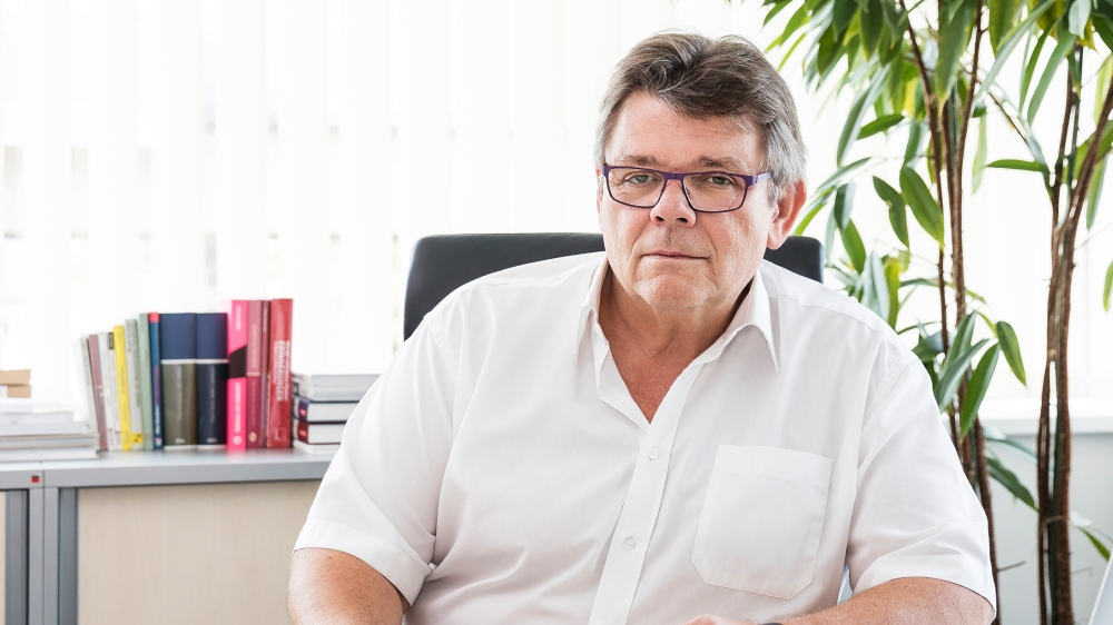 Win-Win-Modell Kurzarbeit sichert 1,3 Mio. Arbeitsplätze Win-Win-Modell Kurzarbeit sichert 1,3 Mio. Arbeitsplätze