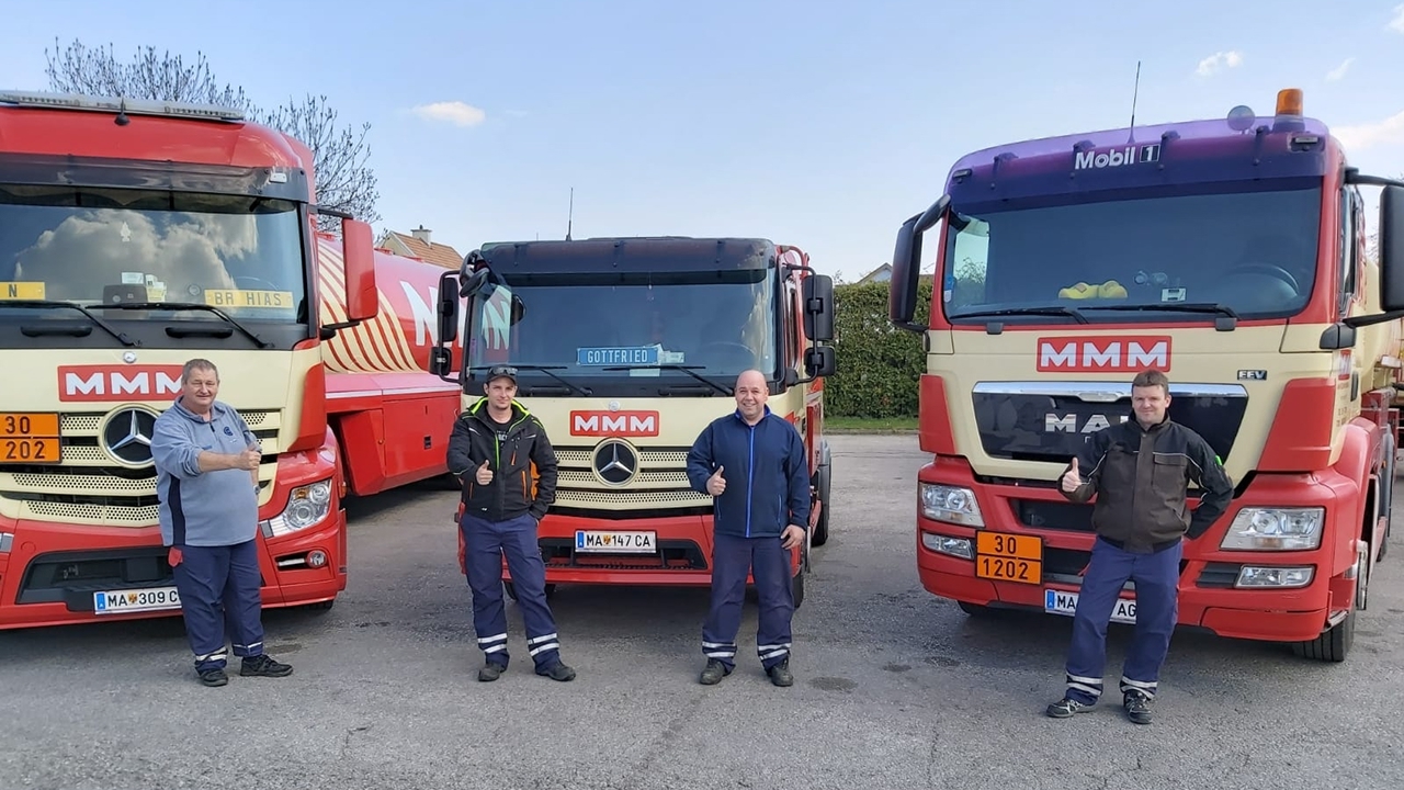 Vor den Vorhang LKW-FahrerInnen wie Matthias Lachowitz und seine Kollegen bei MMM sind auch während der Krise täglich unterwegs
