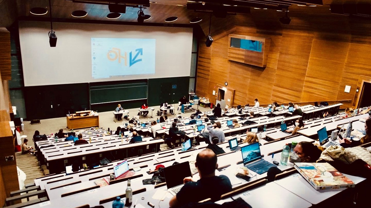 Universitäts-Hörsaal Hörsaal einer Universität